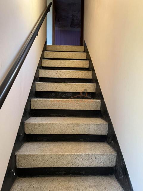 Escalera a piso superior
