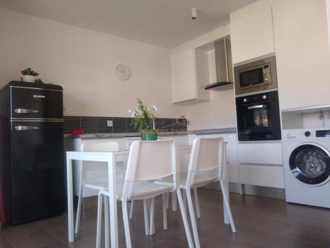 Piso de 45 m<sup style='color: #000;'>2</sup> con 1 habitaciones y 1 baños en Alto del Castaño.