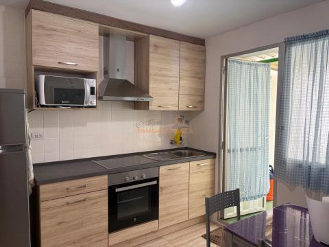 Piso de 91 m<sup style='color: #000;'>2</sup> con 3 habitaciones y 1 baños en Ponto.