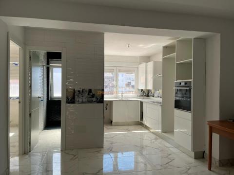 Piso de 85 m<sup style='color: #000;'>2</sup> con 3 habitaciones y 1 baños en Fajardo.